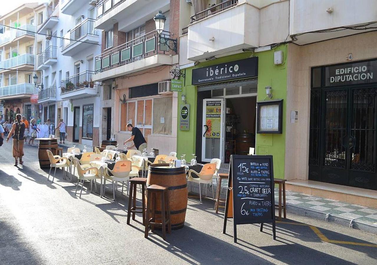 Apartamento Avenida 2 内尔哈 外观 照片